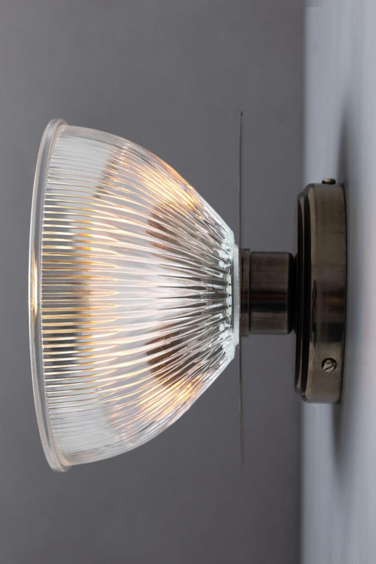 Eclipse Wall Light