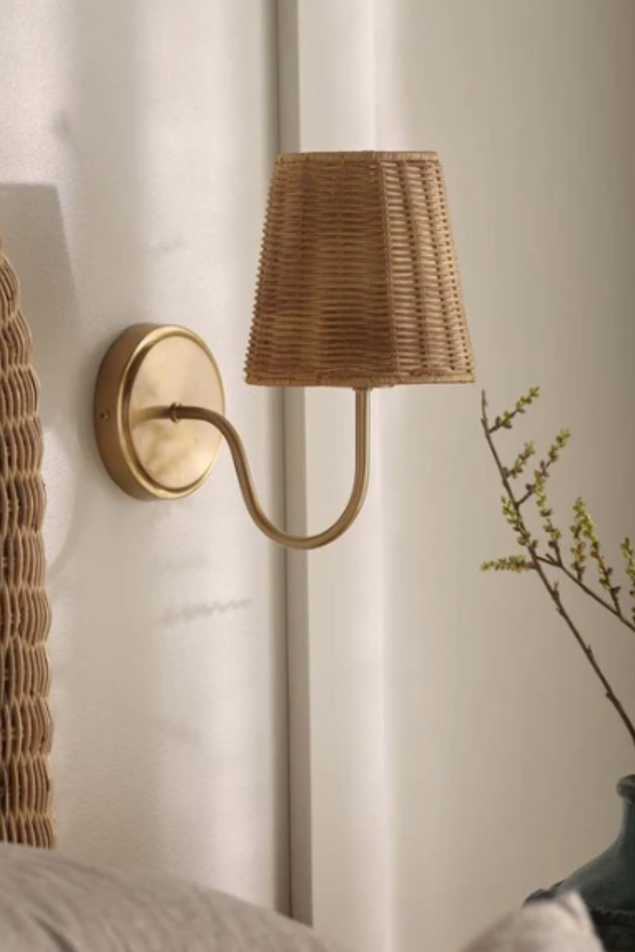 Athena Wall Light