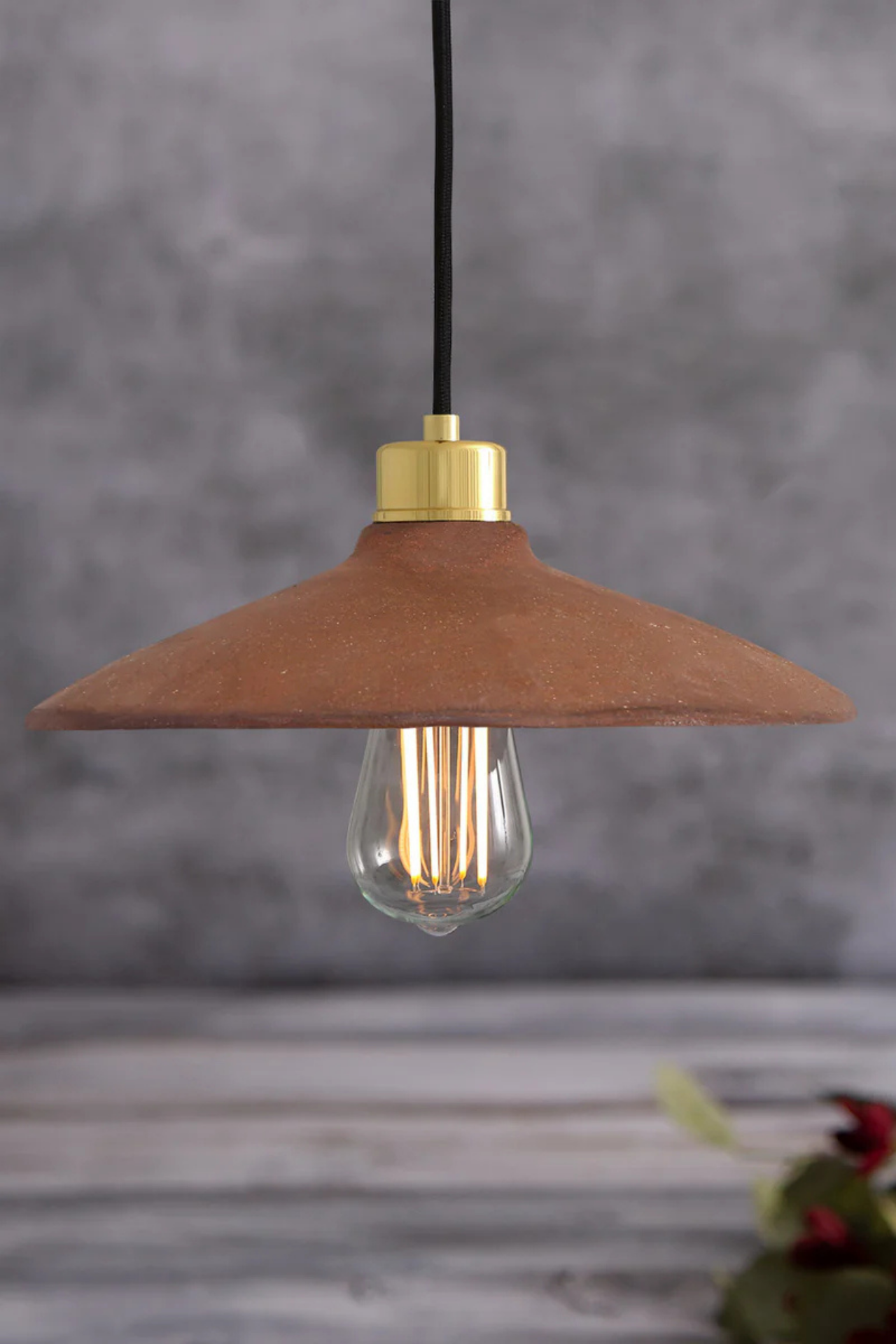 Pyrus Organic Pendant