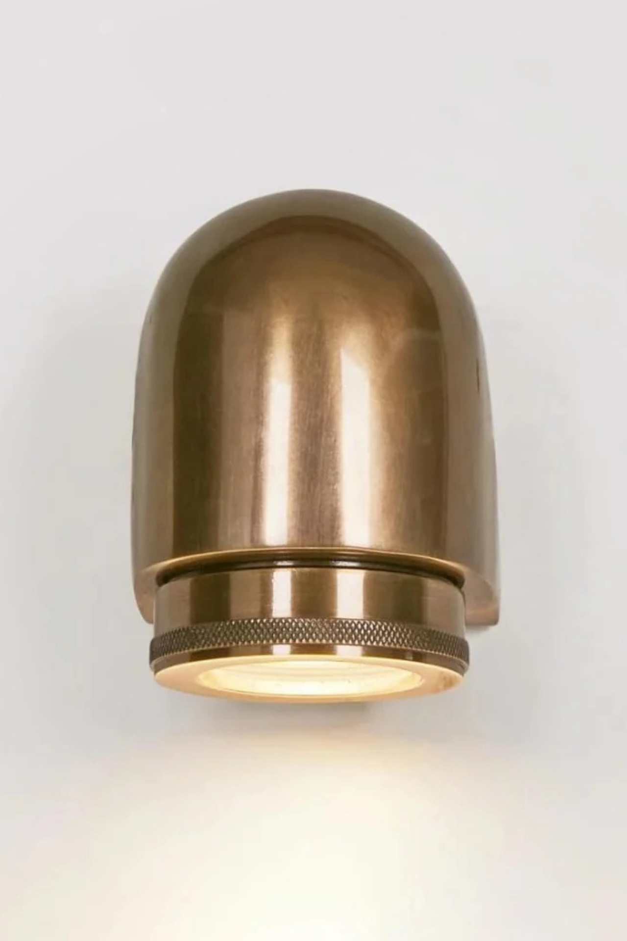 Sea Rock Outdoor Light