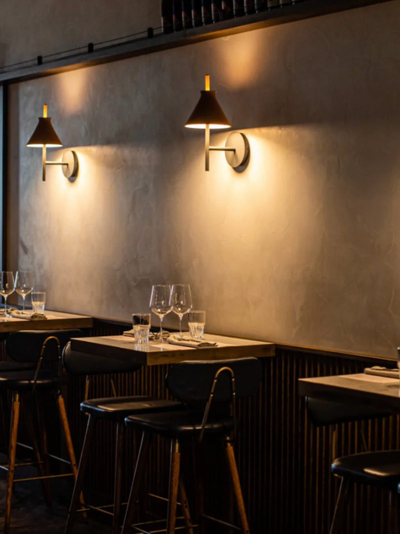 Totana Wall Lamp