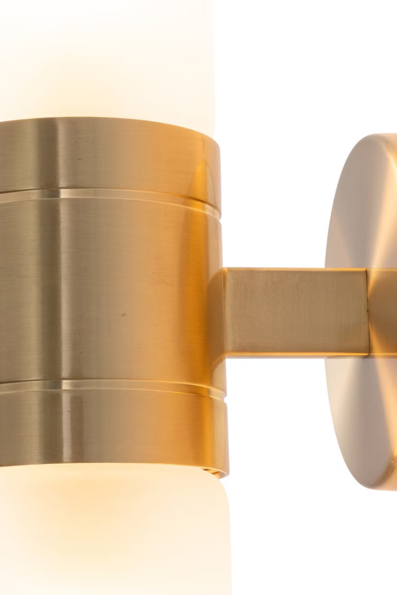 Hepburn Wall Light
