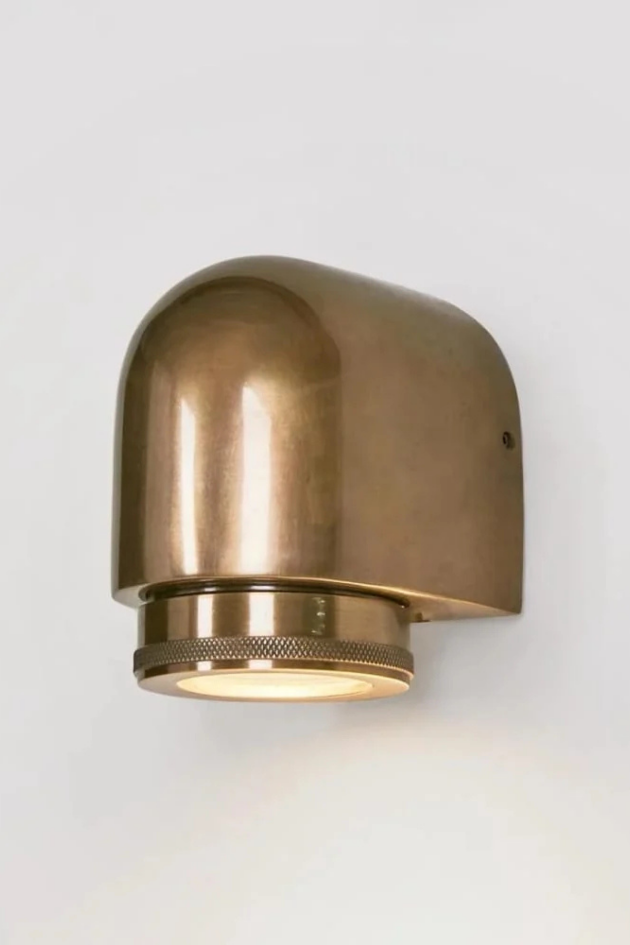 Sea Rock Outdoor Light