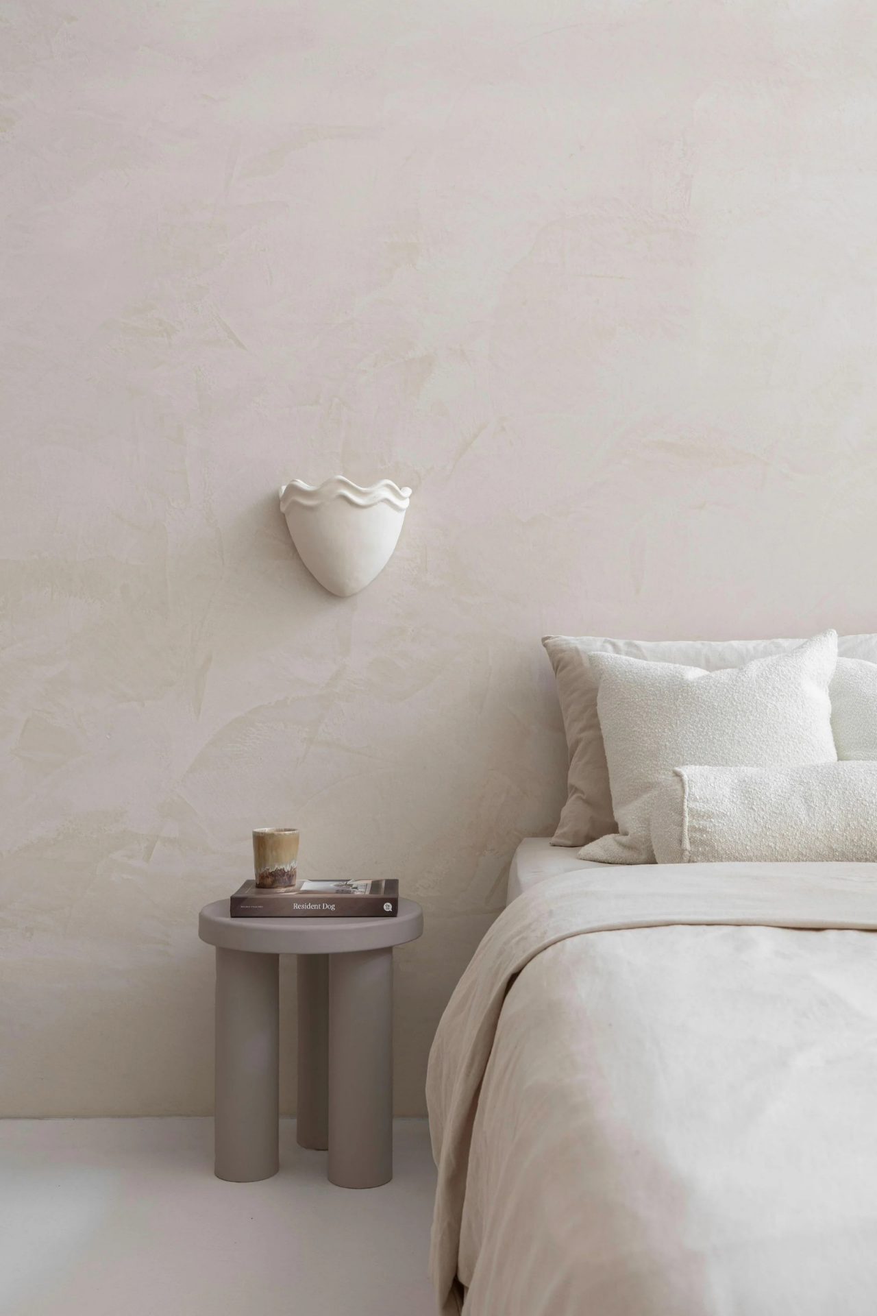Echo Clay Wall Light