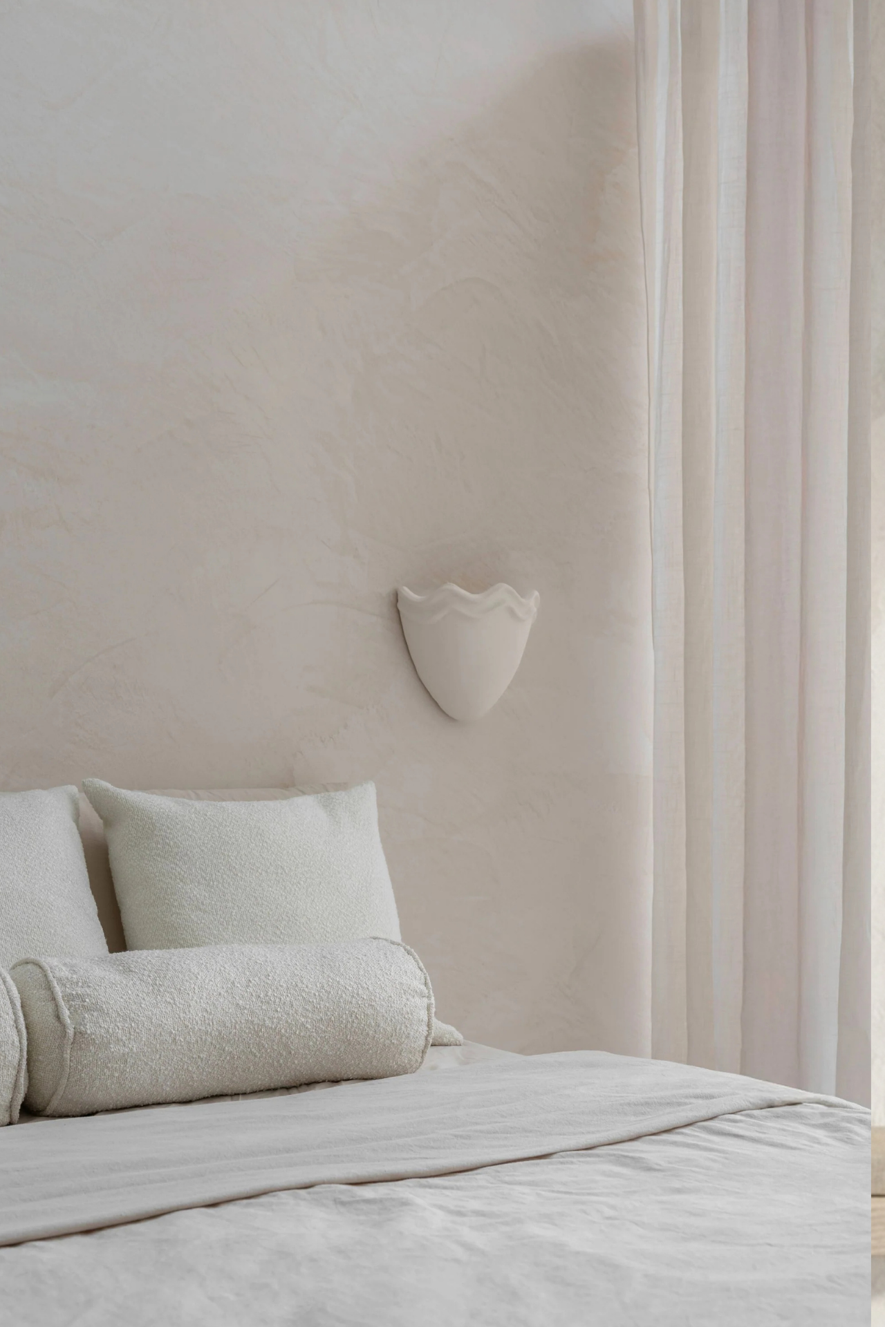 Echo Clay Wall Light