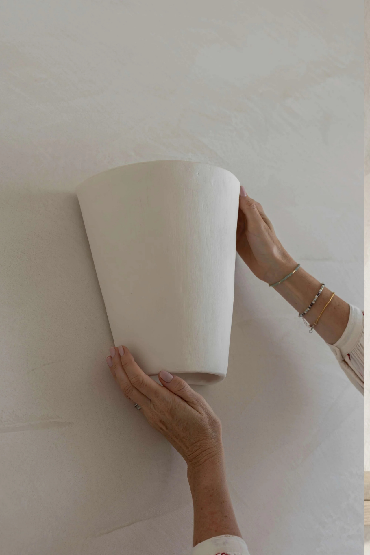 Form Clay Wall Light