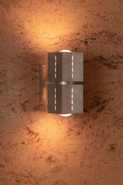 Polaris Wall Light