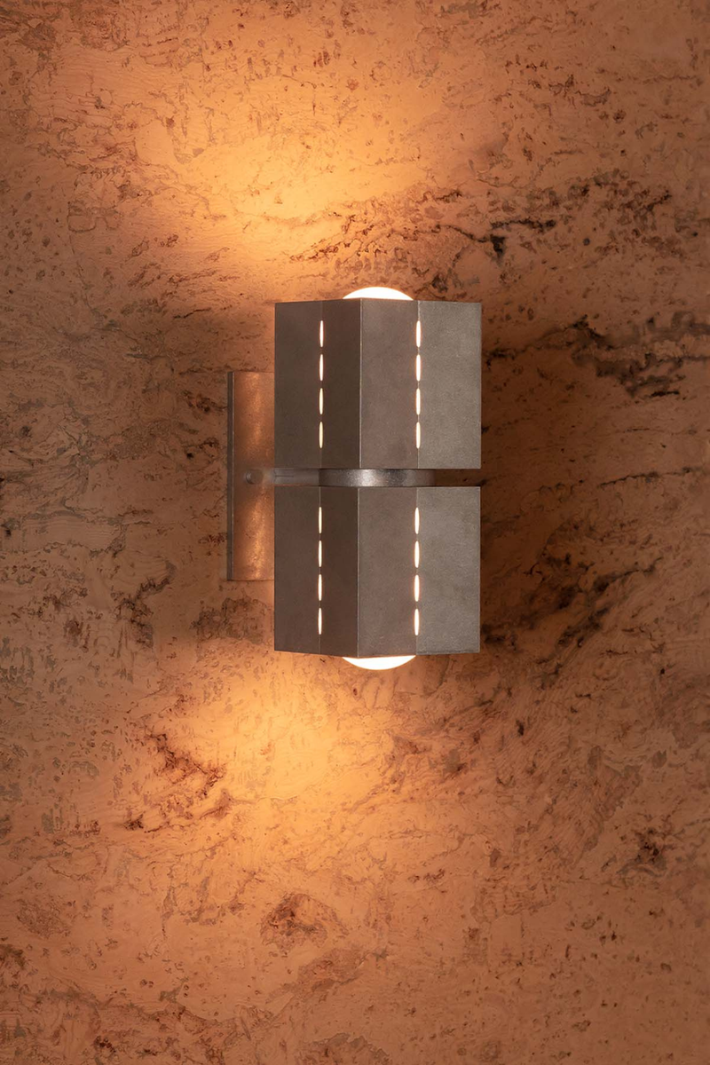 Polaris Wall Light