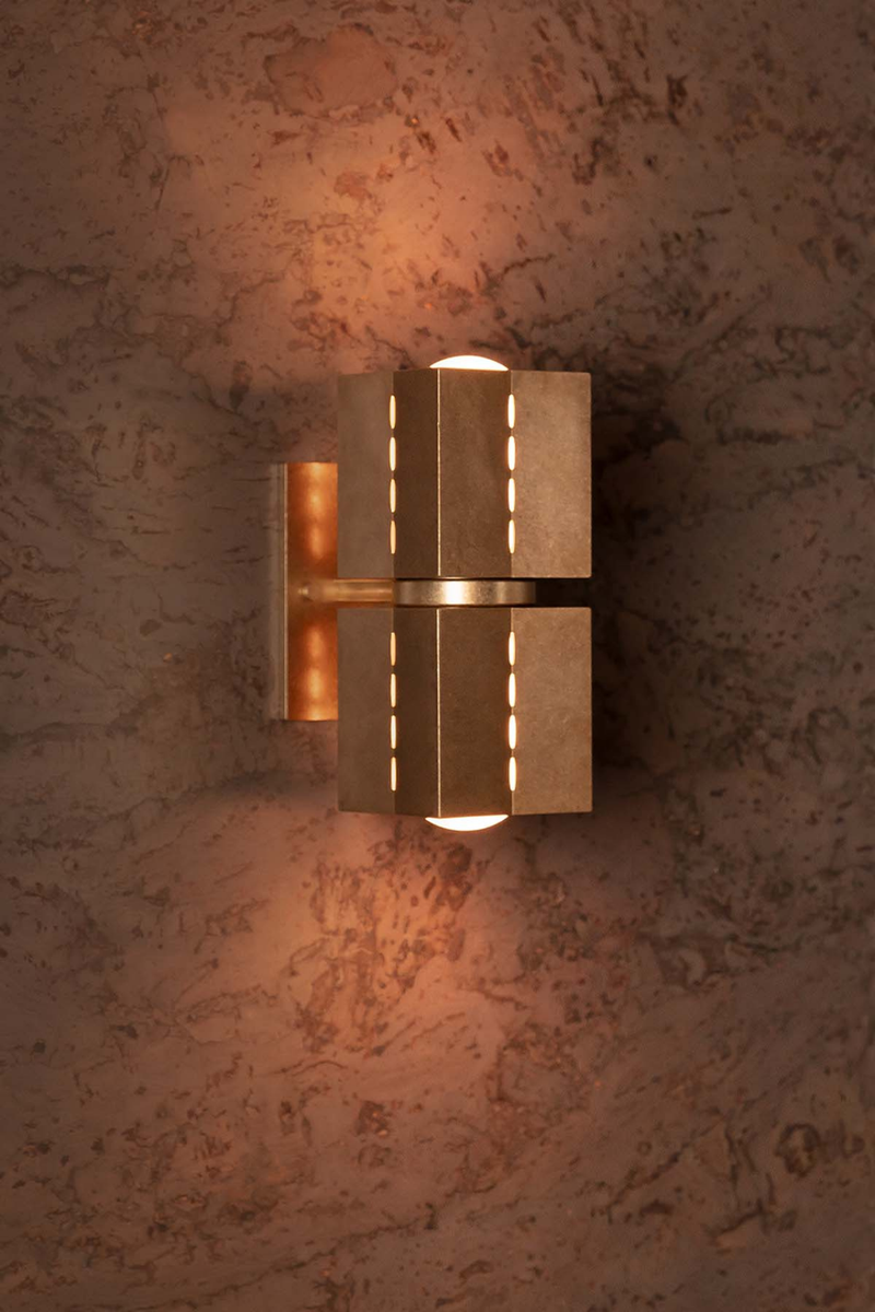 Polaris Wall Light