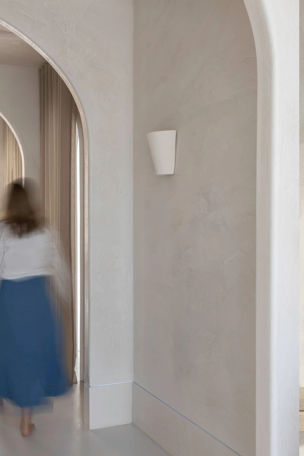 Form Clay Wall Light
