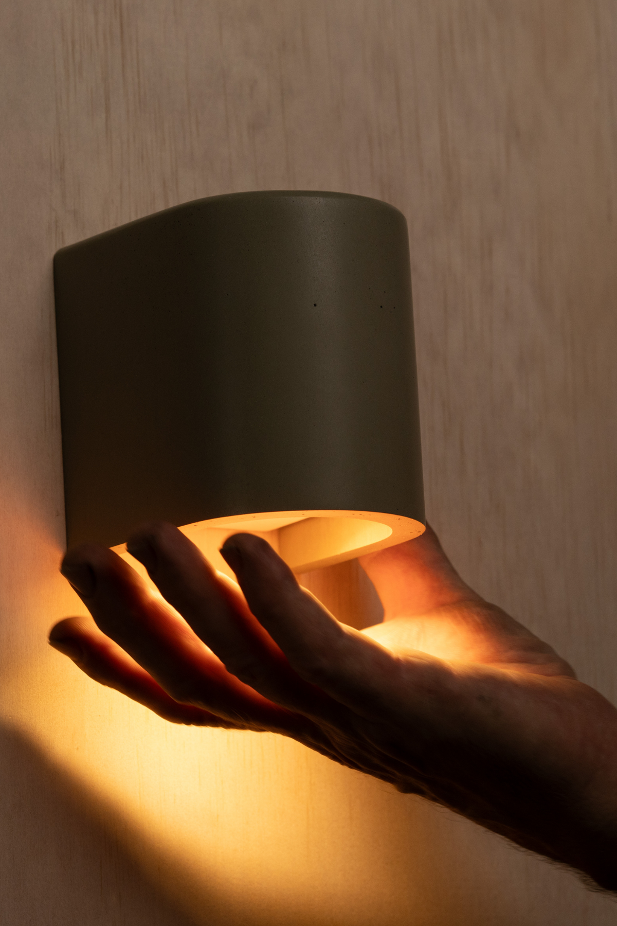 Mono Mini Wall Light – Three Balls Red