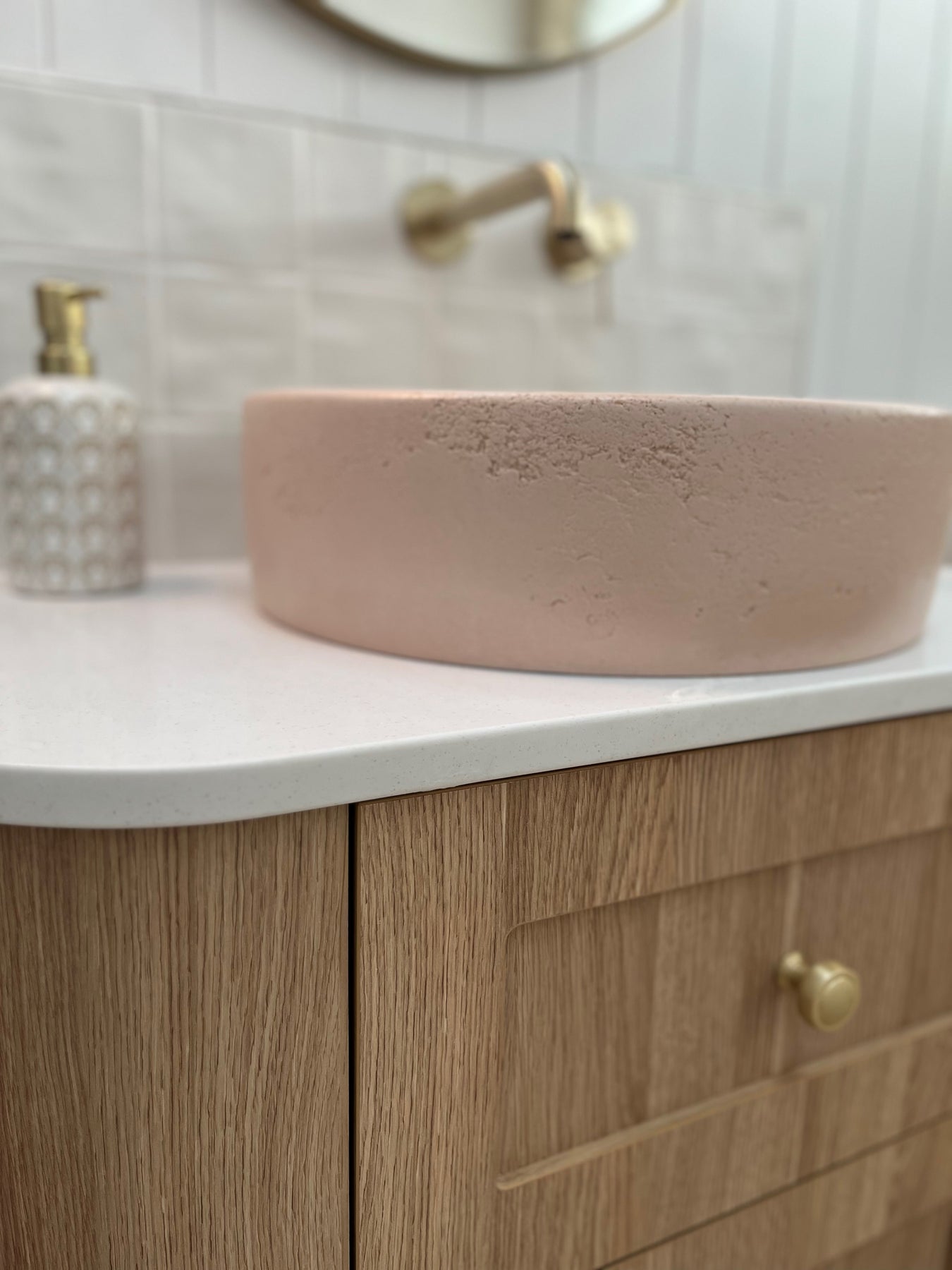 Basin Rouded Concrete Round Textured Basin - SSC – Three Balls Red
