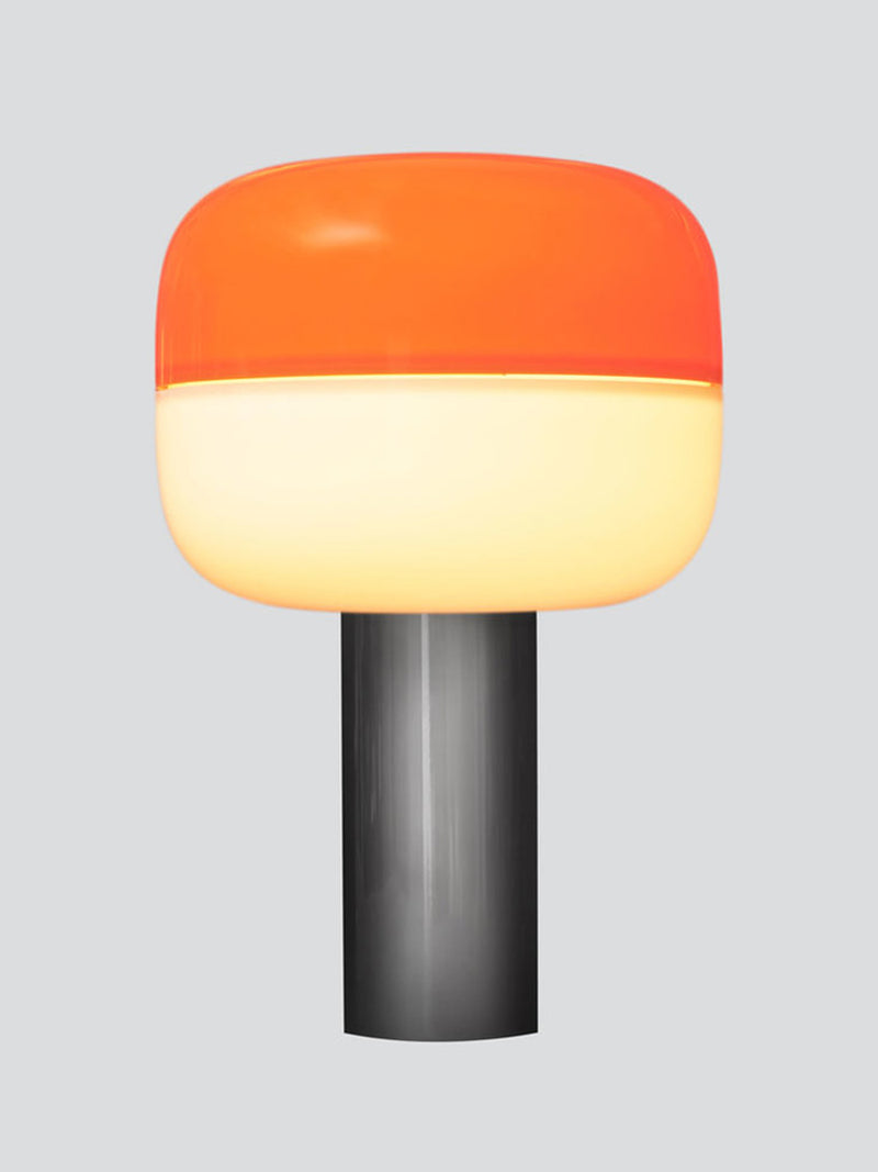 R810 Table Lamp