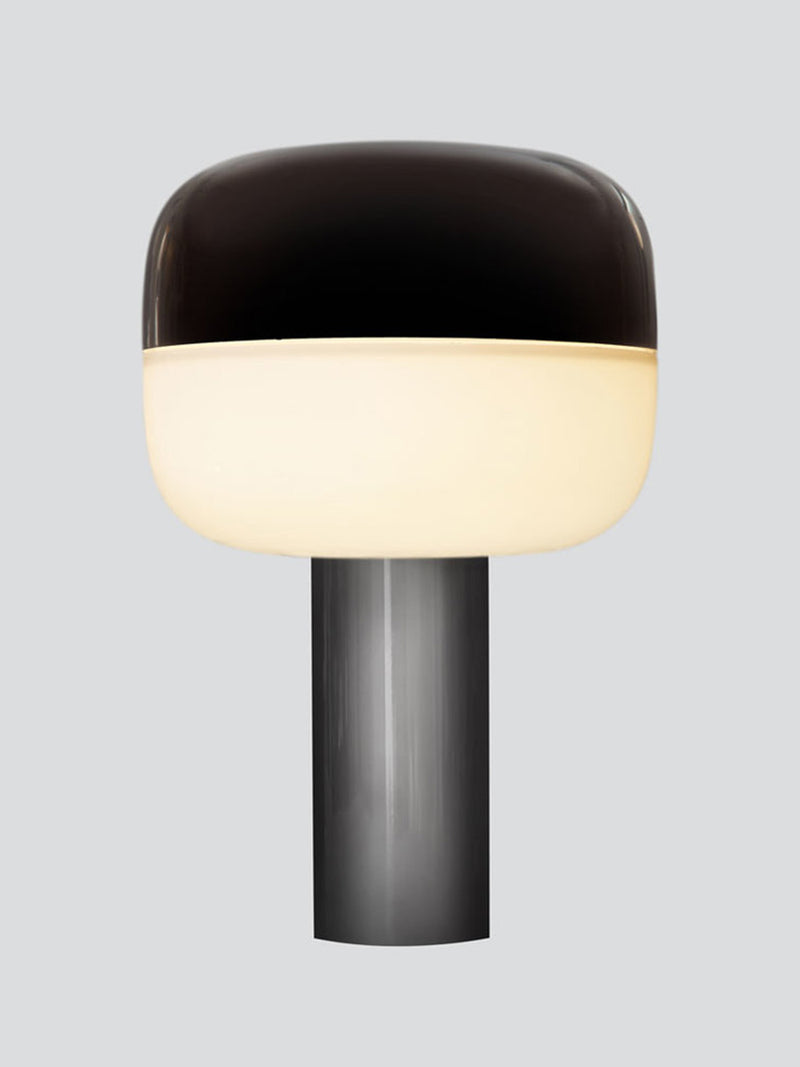 R810 Table Lamp